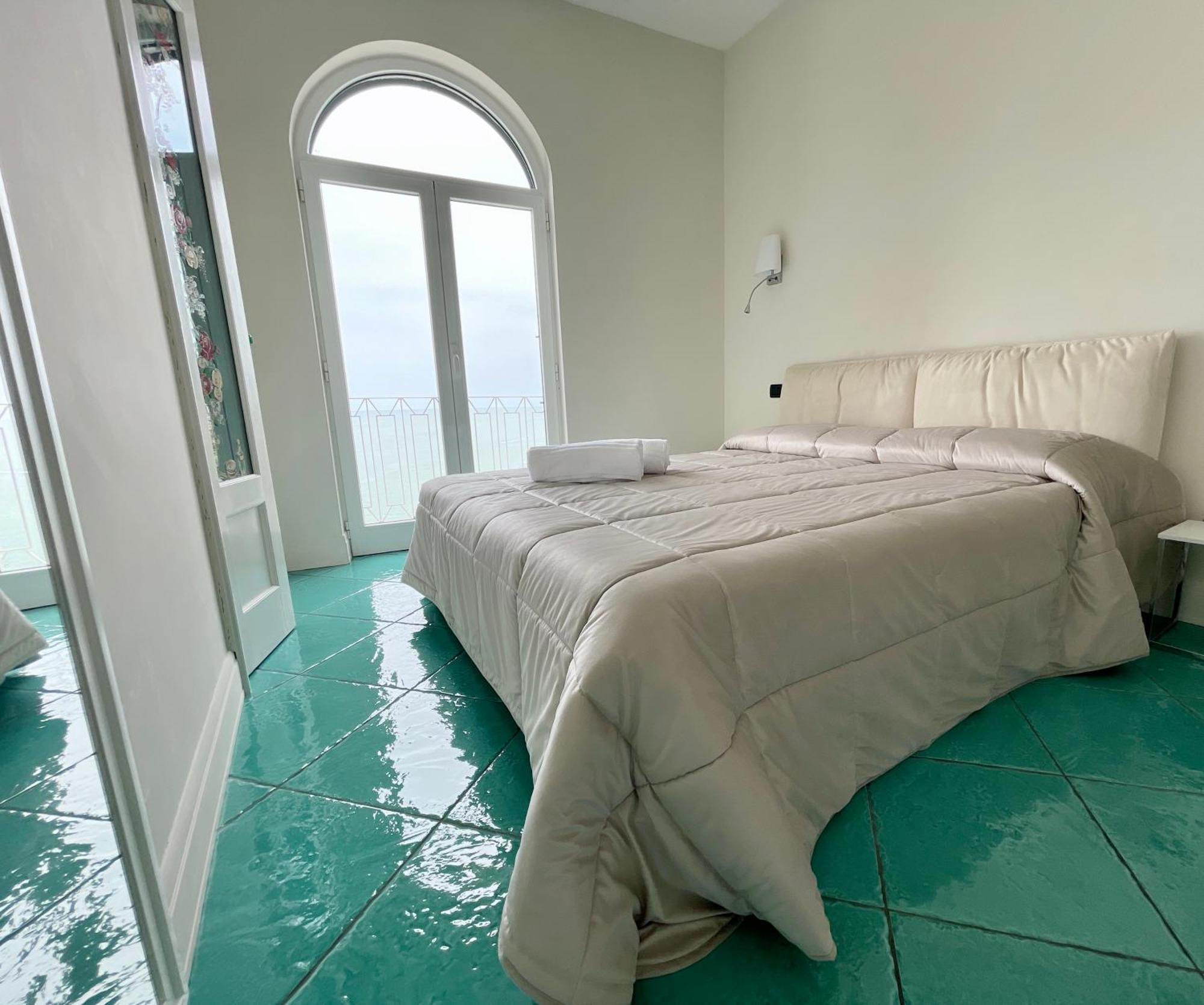 Enrica Guarda Capri - Appartament Apartment